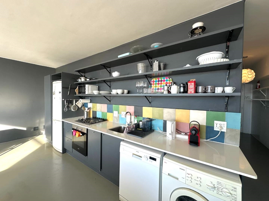 To Let 2 Bedroom Property for Rent in Muizenberg Western Cape